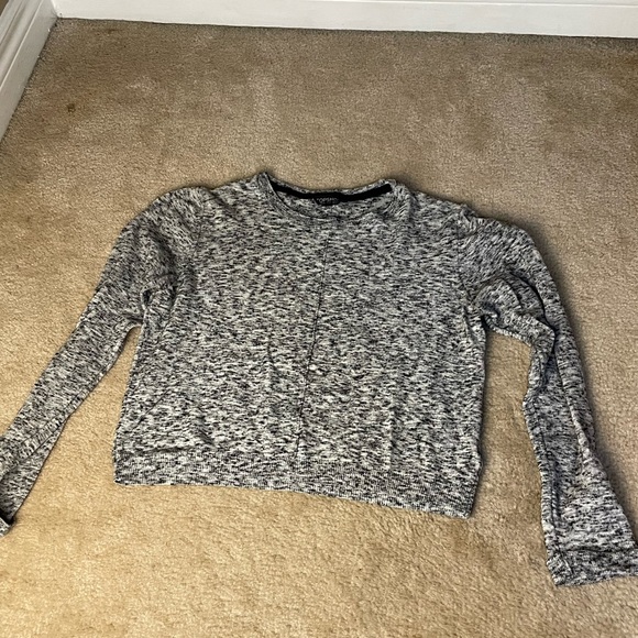Grey Sweater - US 10 - Picture 1 of 4